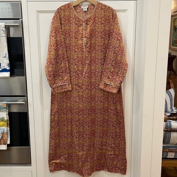 Natori Rust-Cream Floral Design Kaftan—Button Front—Gorgeous!! Excellent Cond—M - Picture 1 of 9